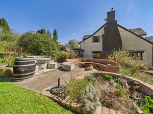 Side View- click for photo gallery